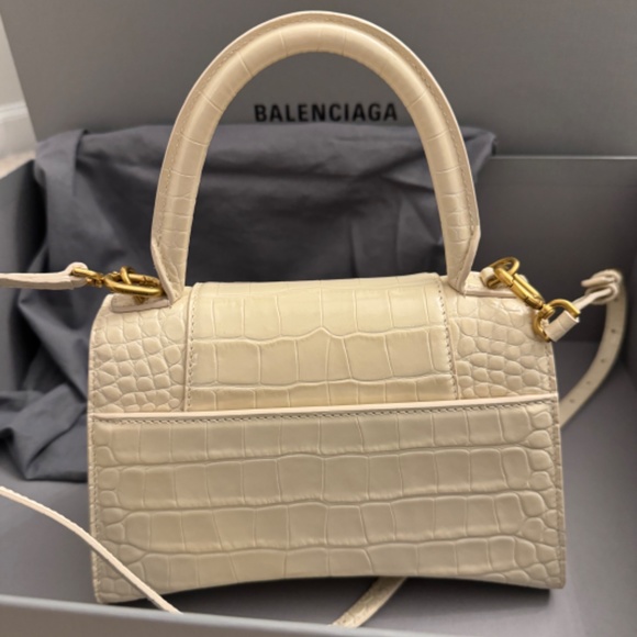 WOMEN'S HOURGLASS SMALL HANDBAG CROCODILE EMBOSSED IN BEIGE - Picture 2 of 4